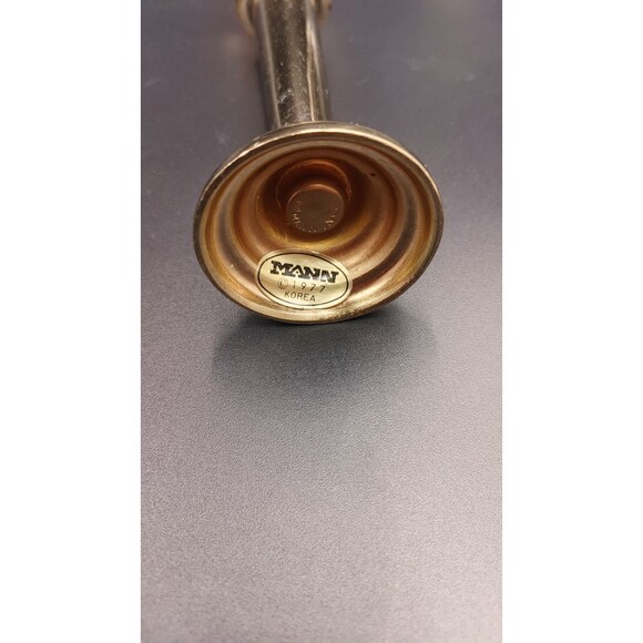 1977 MANN Red Rose Brass Bud Vase Metal Art Flower and Vase Vintage Metalwork - Picture 8 of 12